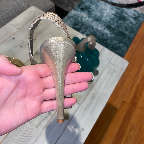 Caparros heels - Picture 4 of 4